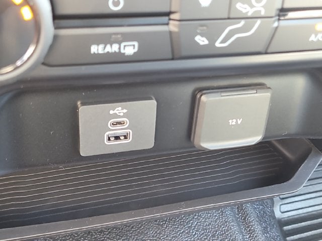 2027 Ford F-350SD XL 4WD CREW CAB DRW
