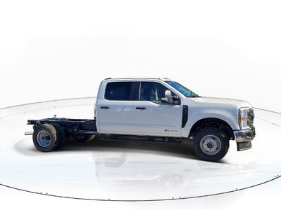 2027 Ford F-350SD XL 4WD CREW CAB DRW