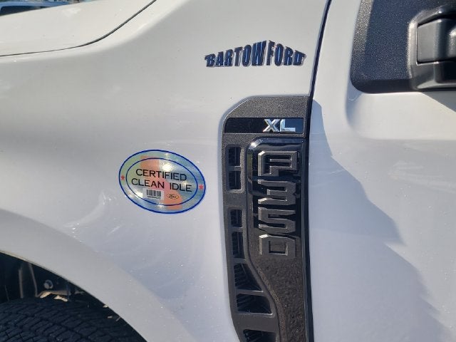 2027 Ford F-350SD XL 4WD CREW CAB DRW