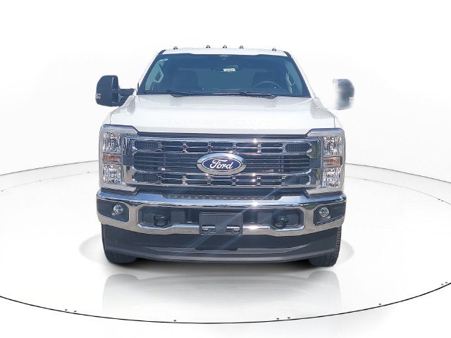 2027 Ford F-350SD XL 4WD CREW CAB DRW