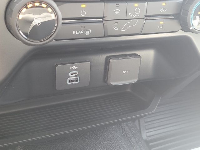2027 Ford F-350SD XL 4WD CREW CAB DRW