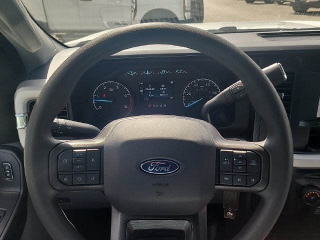 2027 Ford F-350SD XL 4WD CREW CAB DRW