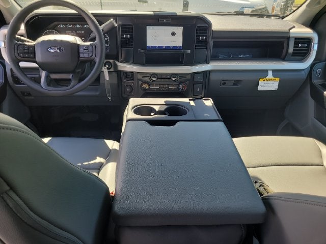 2027 Ford F-350SD XL CREW CAB DRW