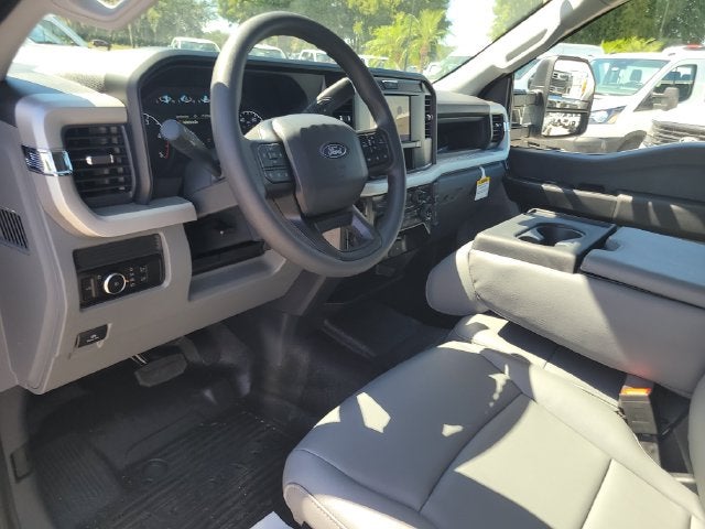 2027 Ford F-350SD XL CREW CAB DRW