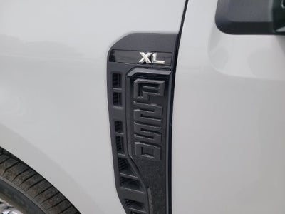 2027 Ford F-250SD XL 2WD REG CAB