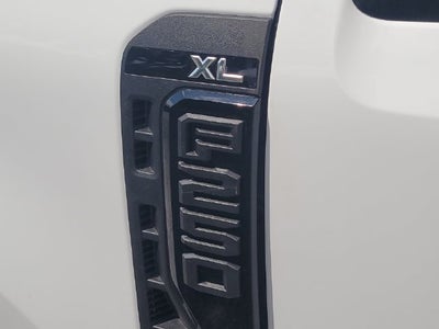2027 Ford F-250SD XL 2WD REG CAB