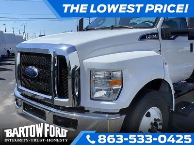 2025 Ford F-750SD Base