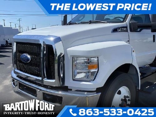 2025 Ford F-750SD Base