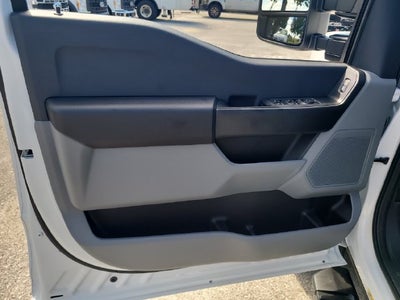 2027 Ford F-550SD XL CREW CAB DRW