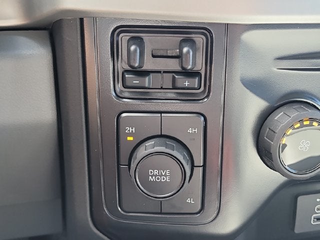2027 Ford F-550SD XL CREW CAB DRW