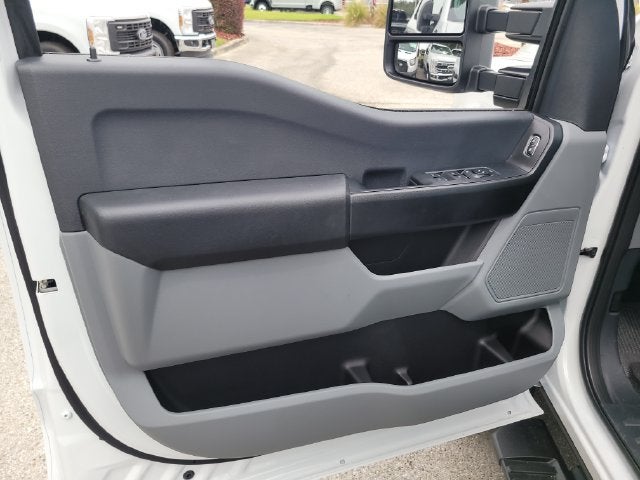 2027 Ford F-550SD XL DRW