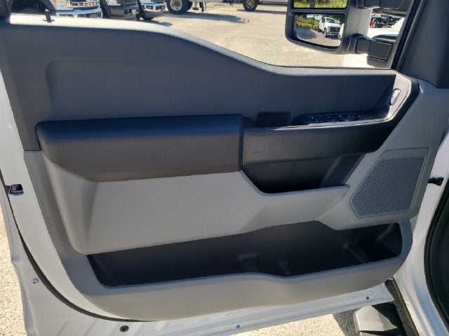 2027 Ford F-550SD XL DRW