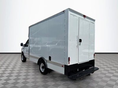 2025 Ford E-350SD Base Cutaway