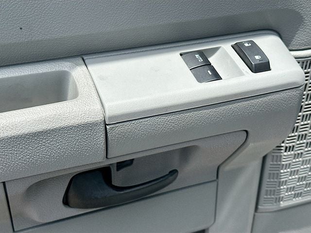 2025 Ford E-350SD KNAPHEIDE KUV129D20L Cutaway