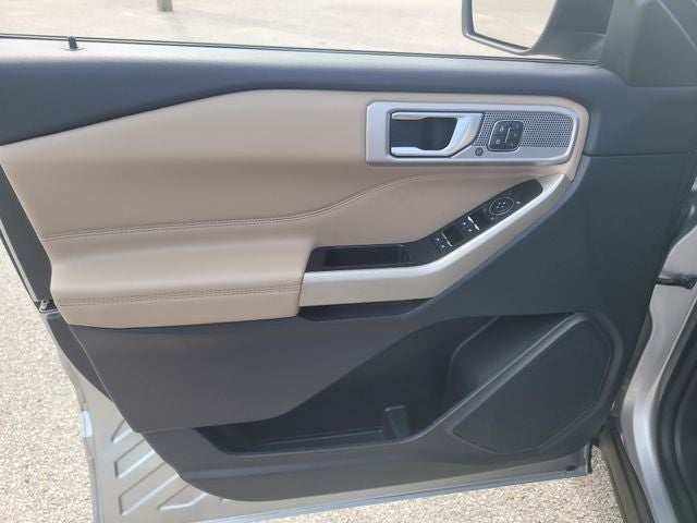 2022 Ford Explorer Limited HYBRID
