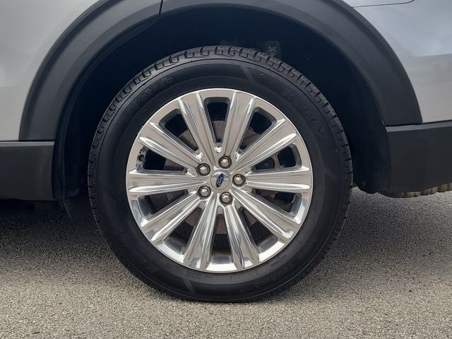 2022 Ford Explorer Limited HYBRID