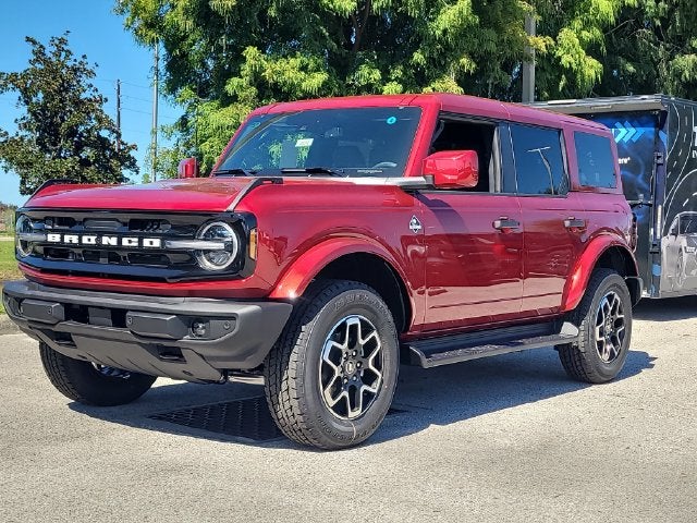 2026 Ford Bronco Outer Banks