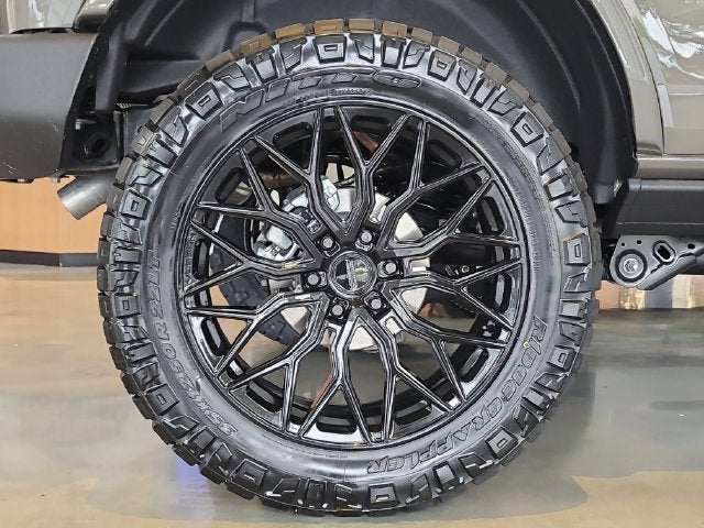 2026 Ford Bronco Outer Banks LIFTED WHEELS & TIRES W/ POWER TOP