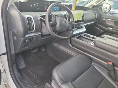 2027 Ford Expedition Platinum