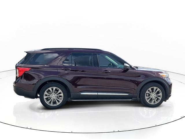2023 Ford Explorer XLT 202A