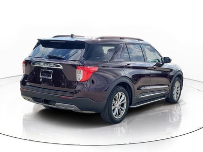2023 Ford Explorer XLT 202A