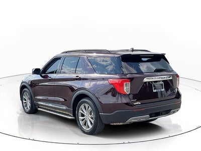 2023 Ford Explorer XLT 202A