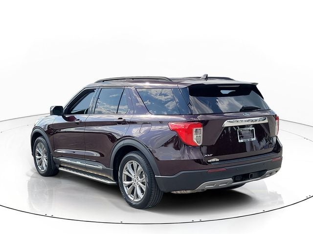 2023 Ford Explorer XLT 202A