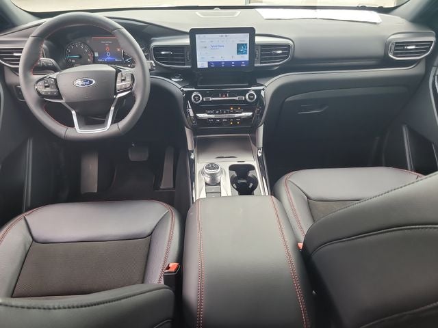 2024 Ford Explorer ST-Line