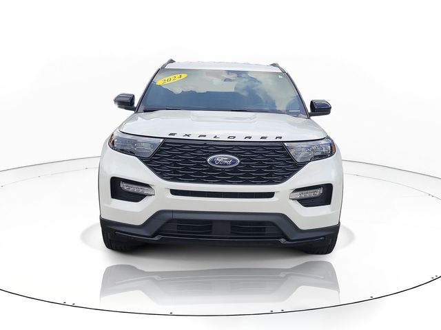 2024 Ford Explorer ST-Line