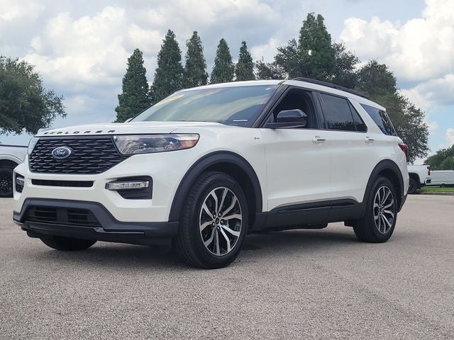 2024 Ford Explorer ST-Line