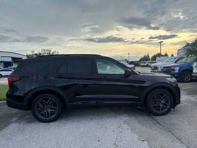 2025 Ford Explorer ST 3.0 V6