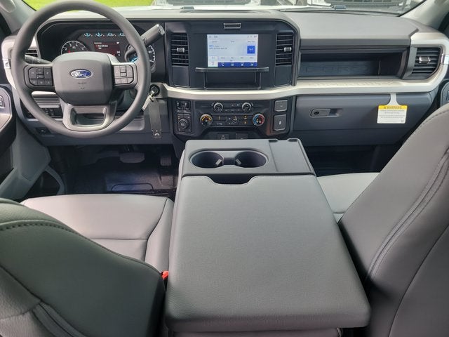 2027 Ford F-250SD XL 4WD CREW CAB