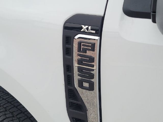 2026 Ford F-250SD XL 4WD CREW CAB