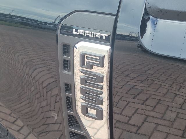 2026 Ford F-250SD Lariat 4WD CREW CAB