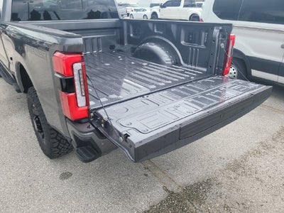 2027 Ford F-250SD Platinum 4WD CREW CAB