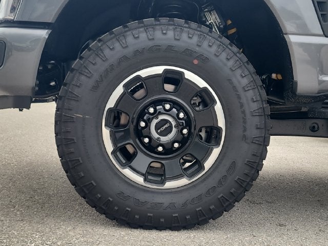 2027 Ford F-250SD Platinum 4WD CREW CAB