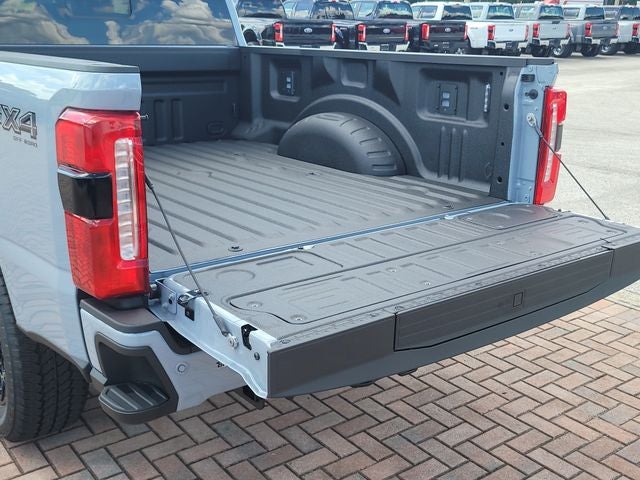 2026 Ford F-250SD Lariat 4WD CREW CAB