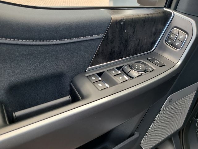 2026 Ford F-250SD Lariat 4WD CREW CAB