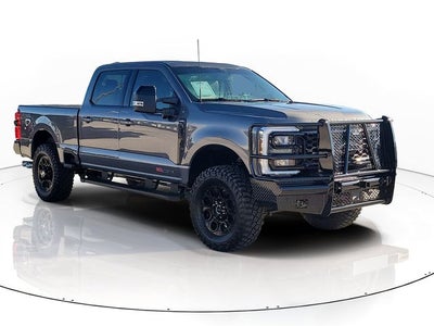 2026 Ford F-250SD Lariat 4WD CREW CAB LEVELING KIT / W TIRES