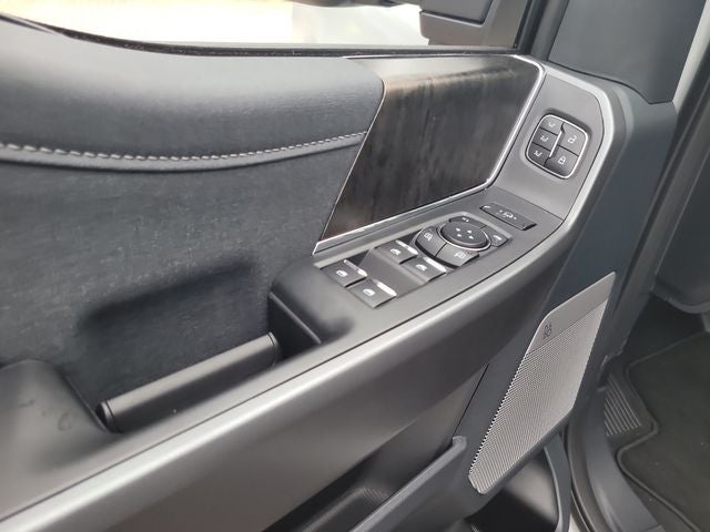 2026 Ford F-250SD Lariat 4WD CREW CAB