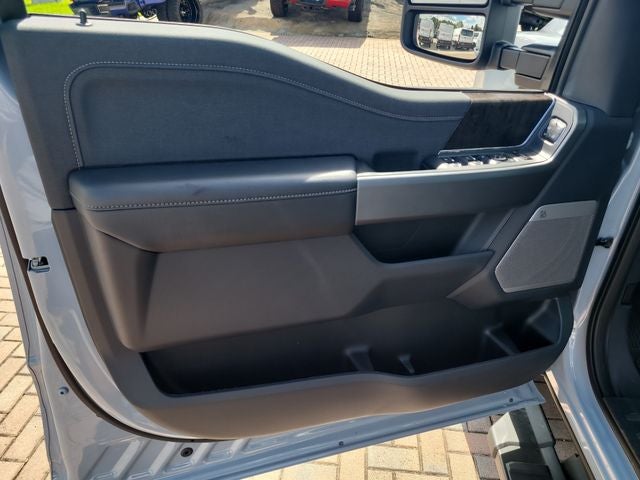 2026 Ford F-250SD Lariat 4WD CREW CAB