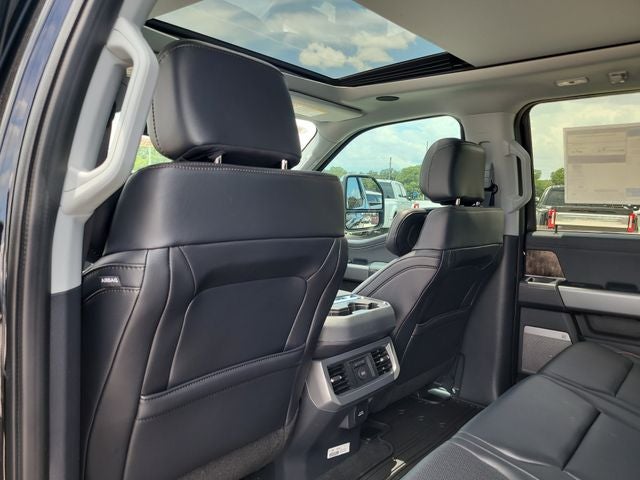 2026 Ford F-250SD Lariat 4WD CREW CAB