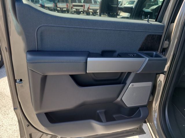 2026 Ford F-250SD Lariat 4WD CREW CAB
