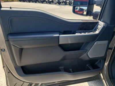 2026 Ford F-250SD Lariat 4WD CREW CAB