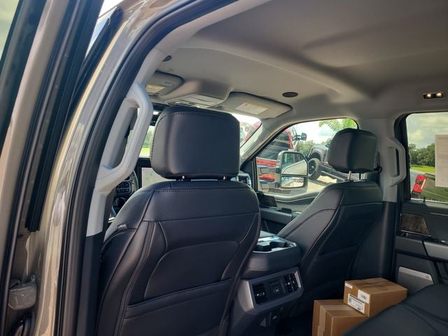 2026 Ford F-250SD Lariat 4WD CREW CAB