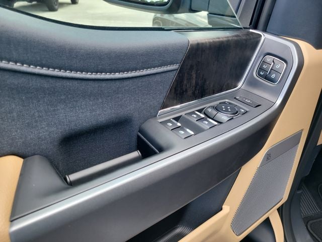 2026 Ford F-250SD Lariat 4WD CREW CAB