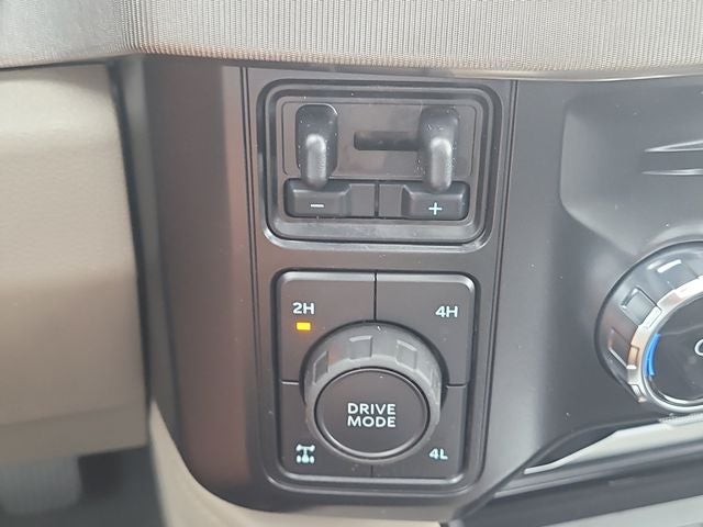 2026 Ford F-250SD Platinum 4WD CREW CAB