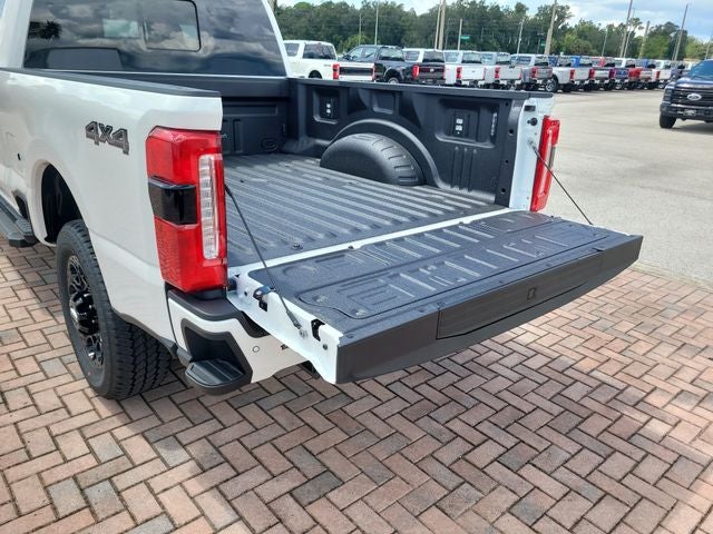 2026 Ford F-250SD Lariat 4WD CREW CAB