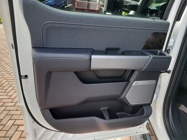 2026 Ford F-250SD Lariat 4WD CREW CAB