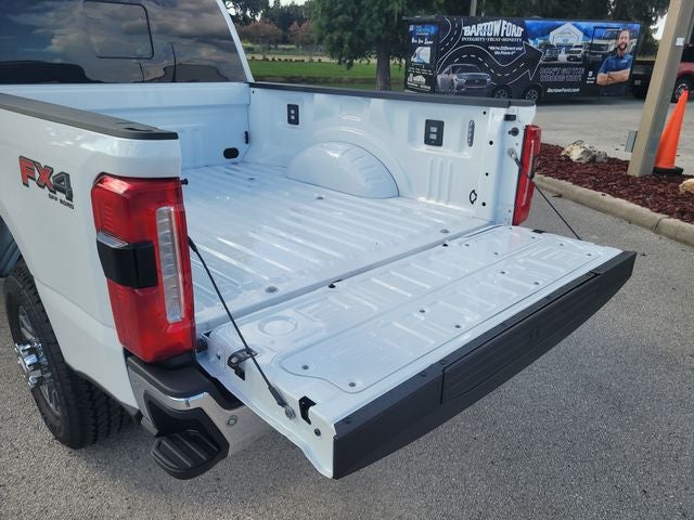 2026 Ford F-250SD Lariat 4WD CREW CAB